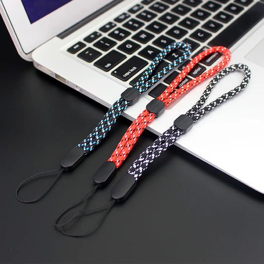 Universal Wrist Lanyard – Adjustable Anti-Loss Strap for Phone, Keys & ID